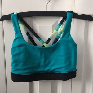 Lululemon Sports Bra Size 4